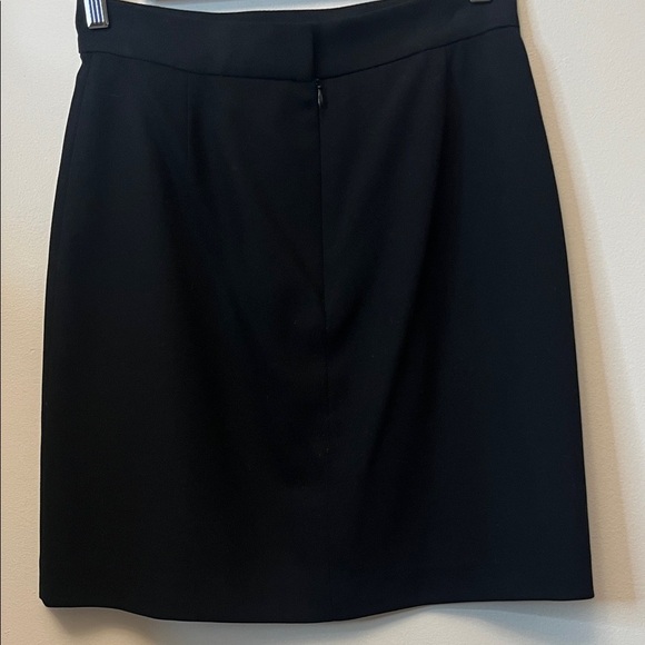 DKNY Pencil Skirt (made in Korea) - Picture 2 of 2